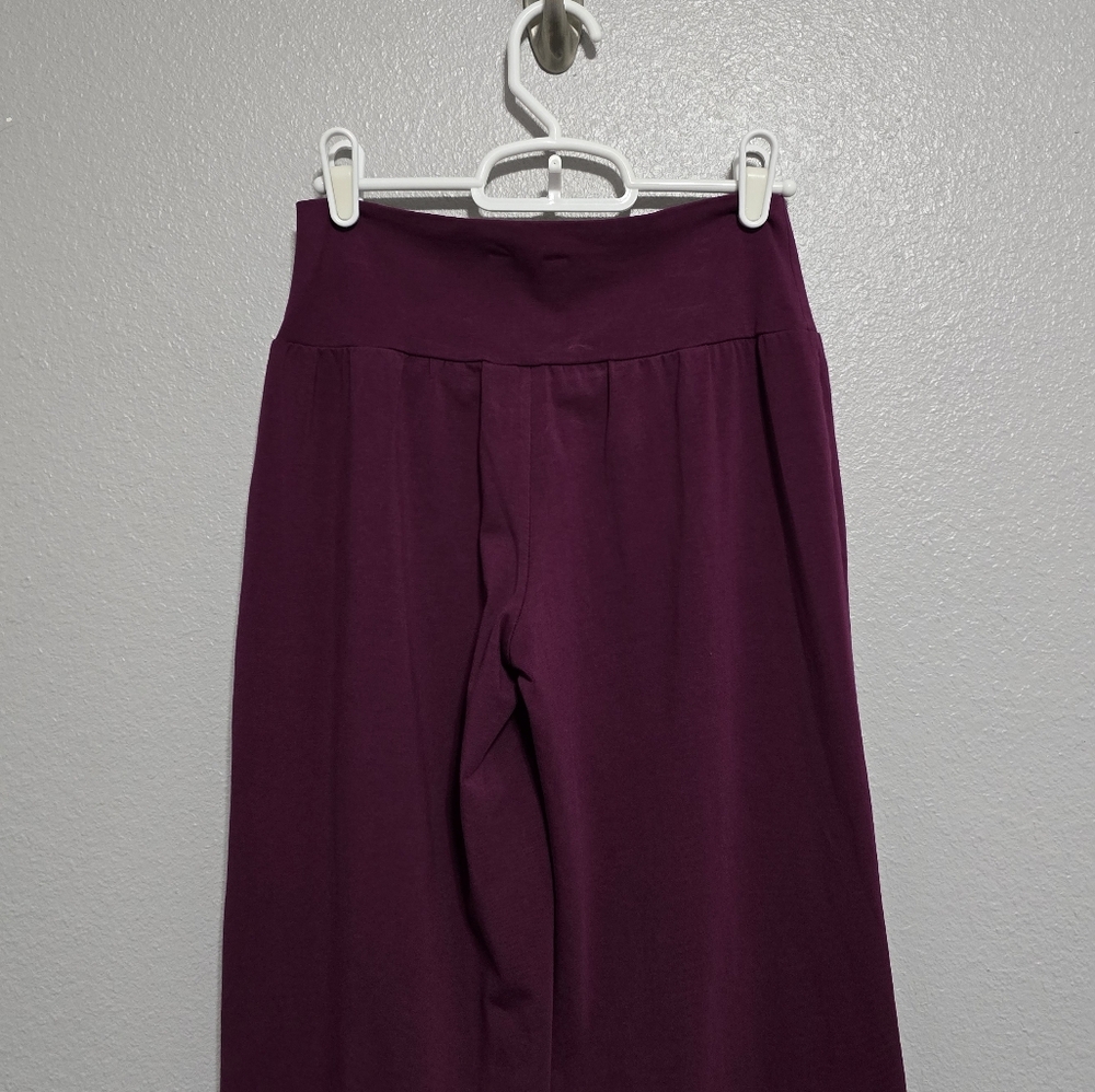 Matilda Jane plum ruffled hem casual stretch pants - Picture 4 of 5